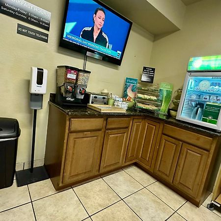 Quality Suites San Antonio Exterior foto